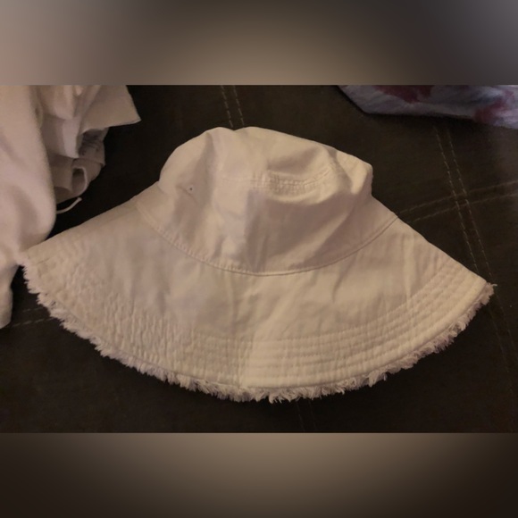 NWT Aerie Raw Edge Bucket Hat in Green / Upcycled - Picture 8 of 8